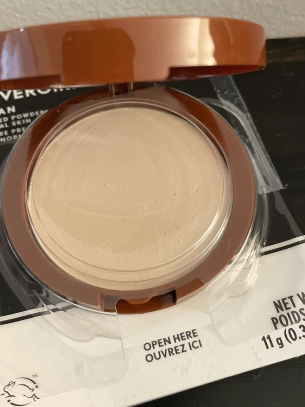 Covergirl Clean Normal Skin Pressed Powder 105 Ivory, WITH TALC, x4 SEE DESCR